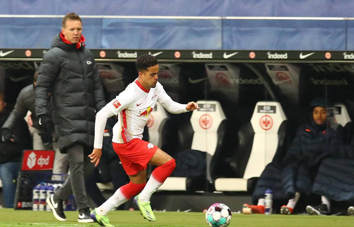 斯图加特主场惨败，遭遇连败(斯图加特主场惨败,遭遇连败是哪一集)