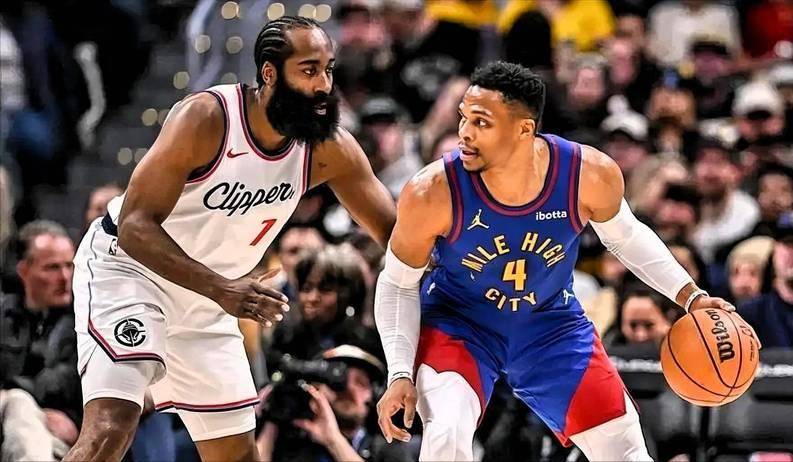 包含自由球威胁不断,射门射中门框悬念重重的词条 包含自由球威胁不断,射门射中门框悬念重重的词条