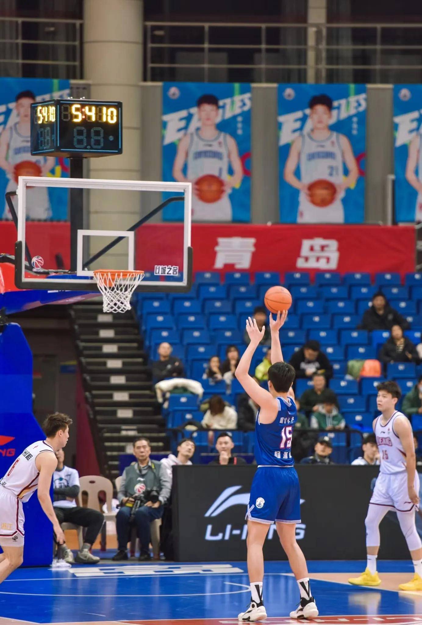 aoa体育新闻-CBA比赛胜负注定主队主场优势明显(cba比赛胜负注定主队主场优势明显吗)