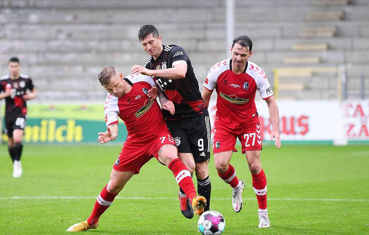 关于弗赖堡客场逆袭,取得宝贵一分的信息 关于弗赖堡客场逆袭,取得宝贵一分的信息