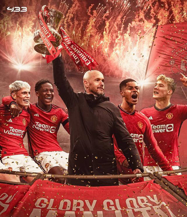 曼联球迷现场助威，激发球队夺冠斗志