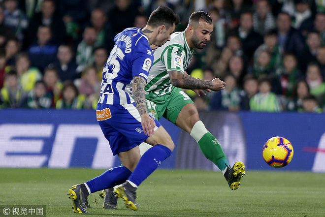 aoa体育娱乐-阿拉维斯主场惨败，遗憾失利