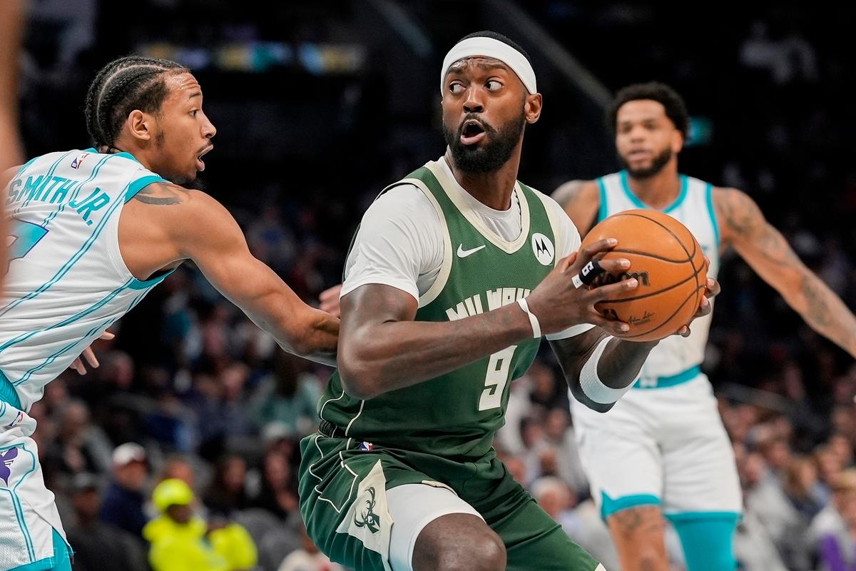 aoa体育娱乐-武汉卓尔客场逆袭，取得胜利宝贵三分的简单介绍