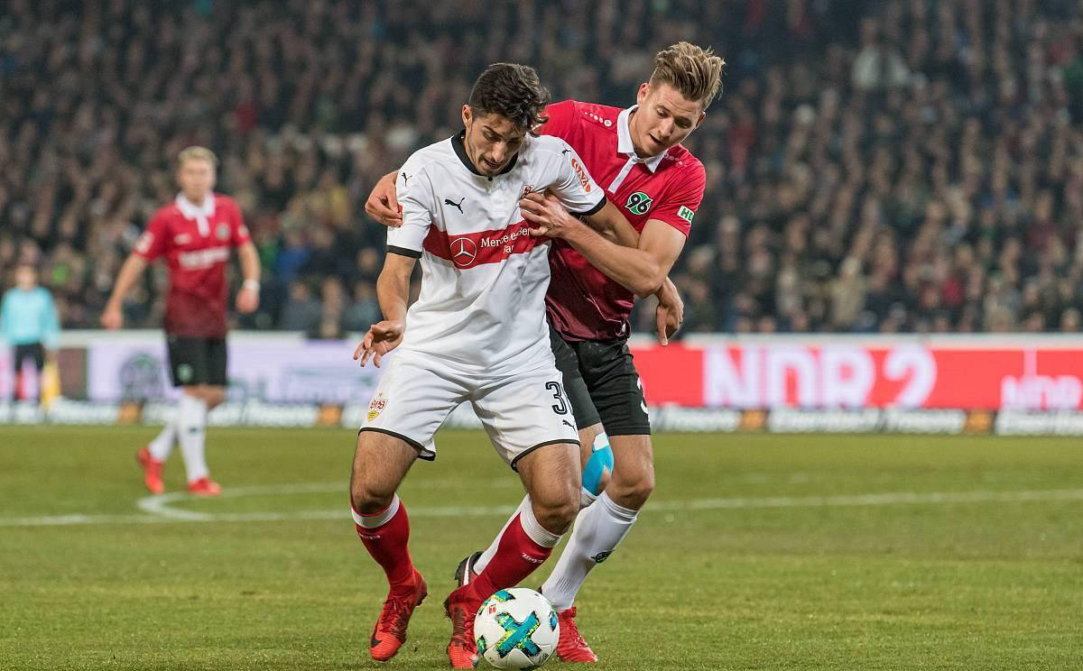 aoa体育官网-汉诺威遭遇连败，德国足球联赛保级形势严峻的简单介绍