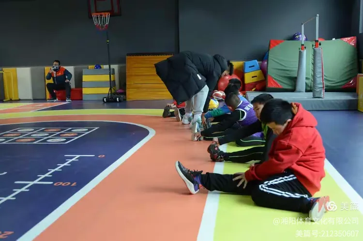 篮球教练授课心得分享会举行,受到好评 篮球教练授课心得分享会举行,受到好评