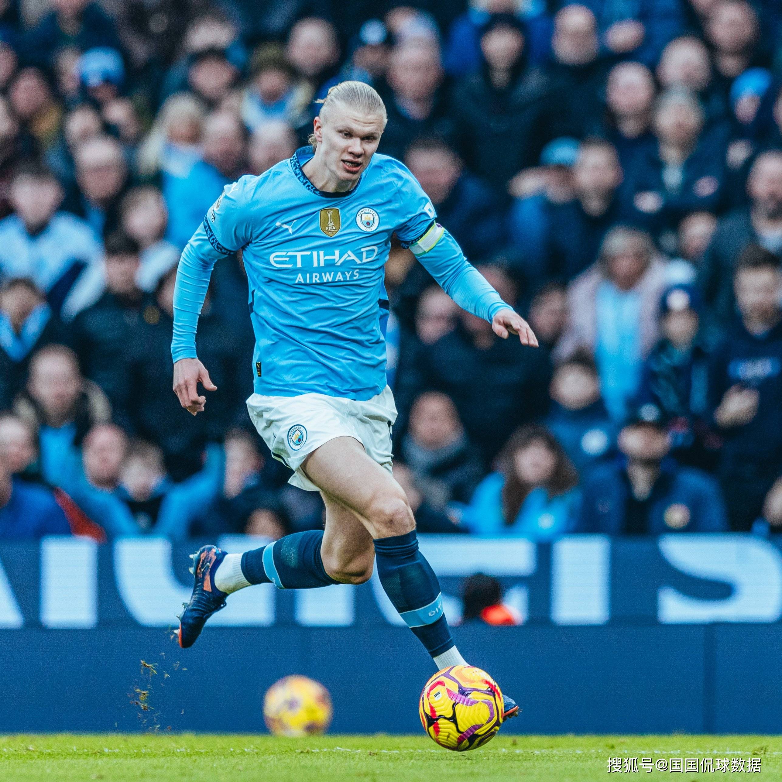 比赛中球员展现独特技术,新闻焦点 比赛中球员展现独特技术,新闻焦点