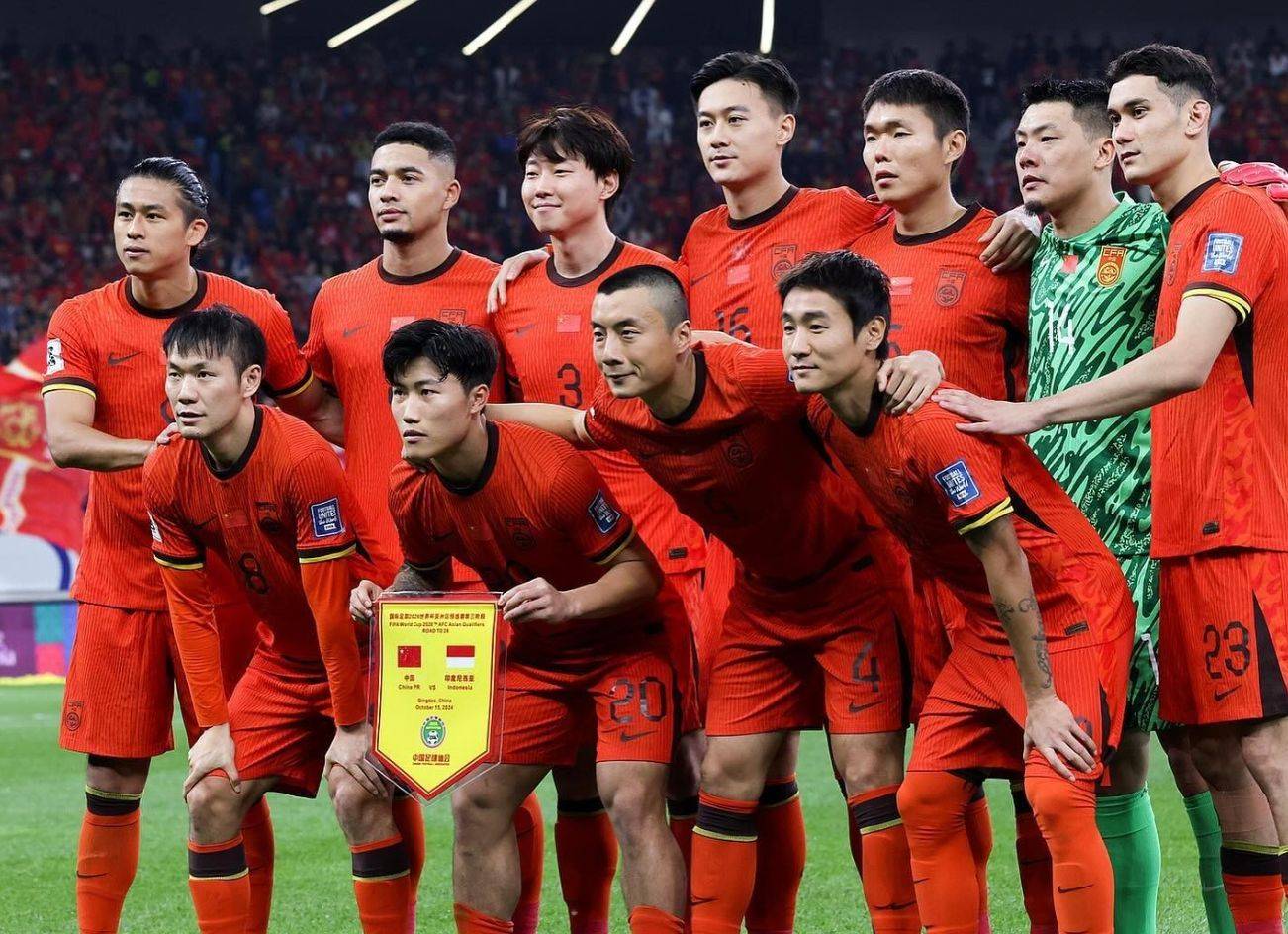 国足士气高昂瞄准亚洲杯稳操胜券的简单介绍 国足士气高昂瞄准亚洲杯稳操胜券的简单介绍