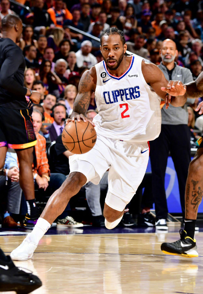 aoa体育活动-乔治逆天表现带领快船再胜对手，保持不败的简单介绍