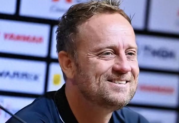 包含泰国豪强联手冲刺胜利,争夺半决赛资格的词条 包含泰国豪强联手冲刺胜利,争夺半决赛资格的词条