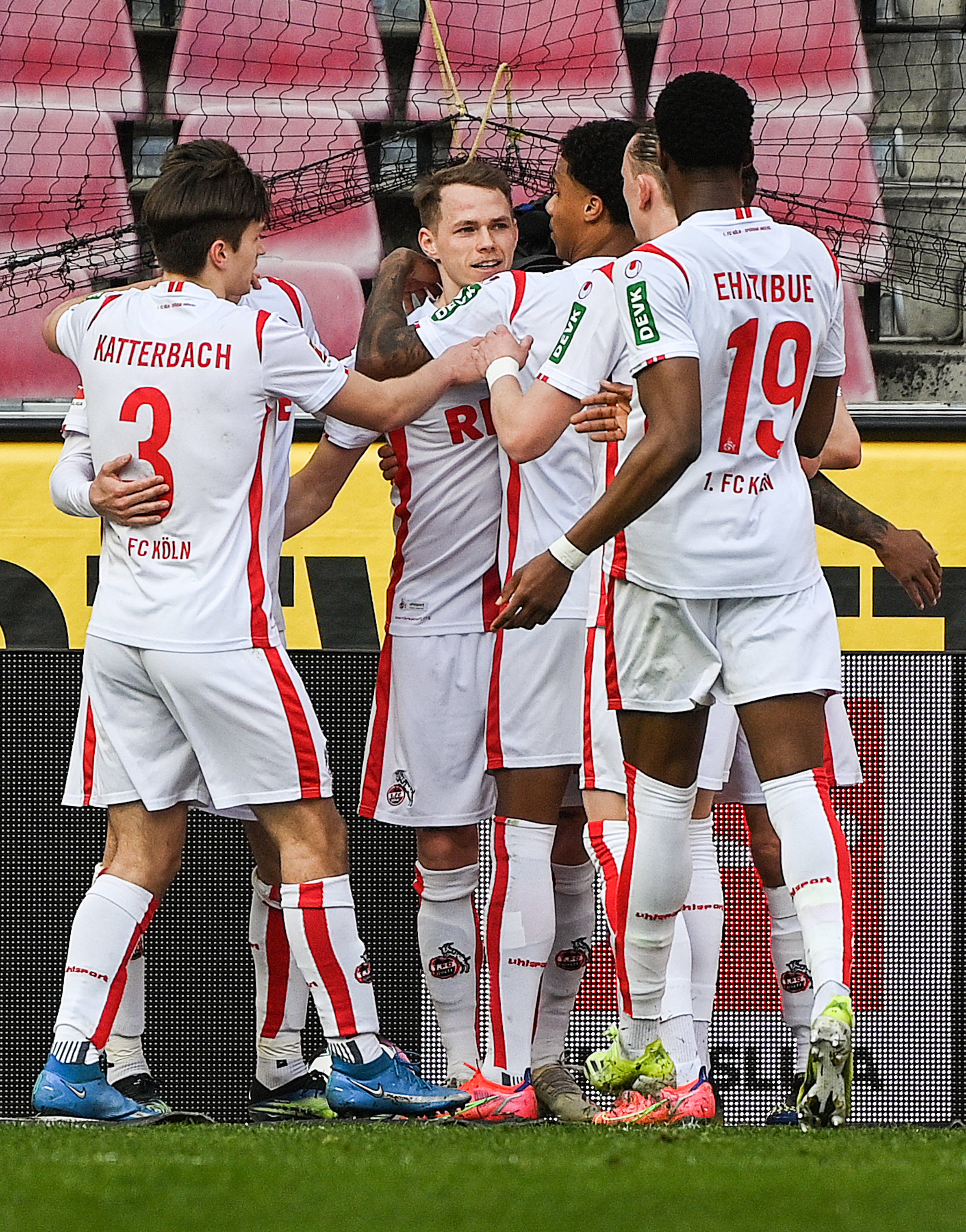 关于科隆战平多特蒙德,终结德甲连胜纪录的信息 关于科隆战平多特蒙德,终结德甲连胜纪录的信息