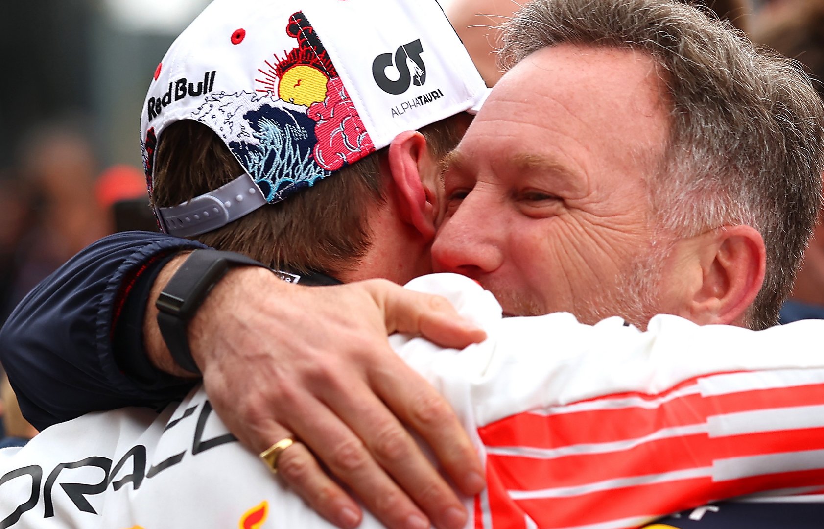 关于欧洲赛事中的焦点战,双方你来我往的信息 关于欧洲赛事中的焦点战,双方你来我往的信息