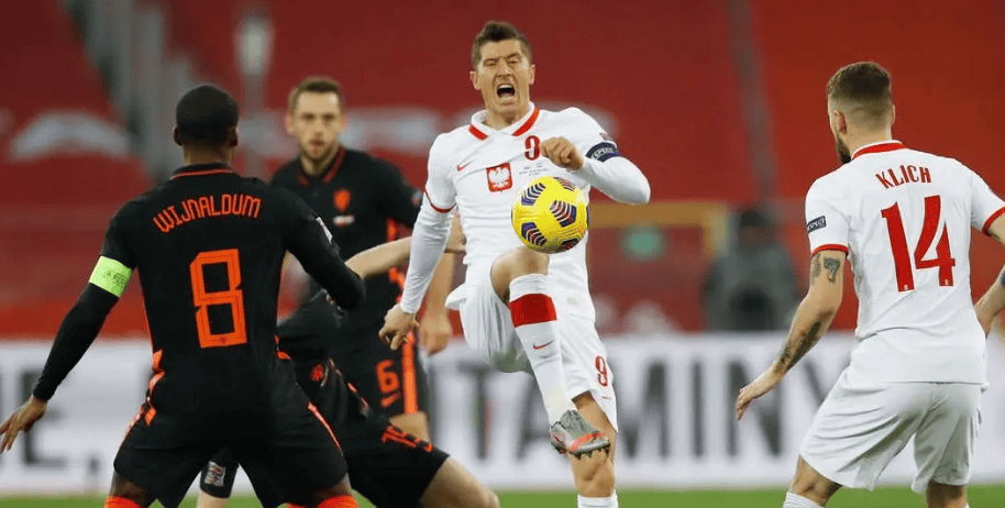 aoa体育直播-波兰队史无前例晋级欧洲国家杯四强的简单介绍