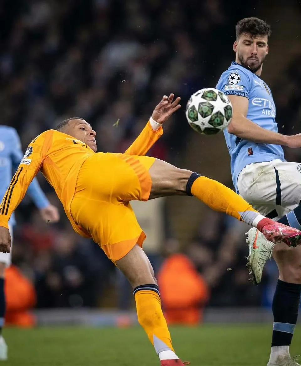 aoa体育活动-欧洲球场上燃烧着激烈的战火